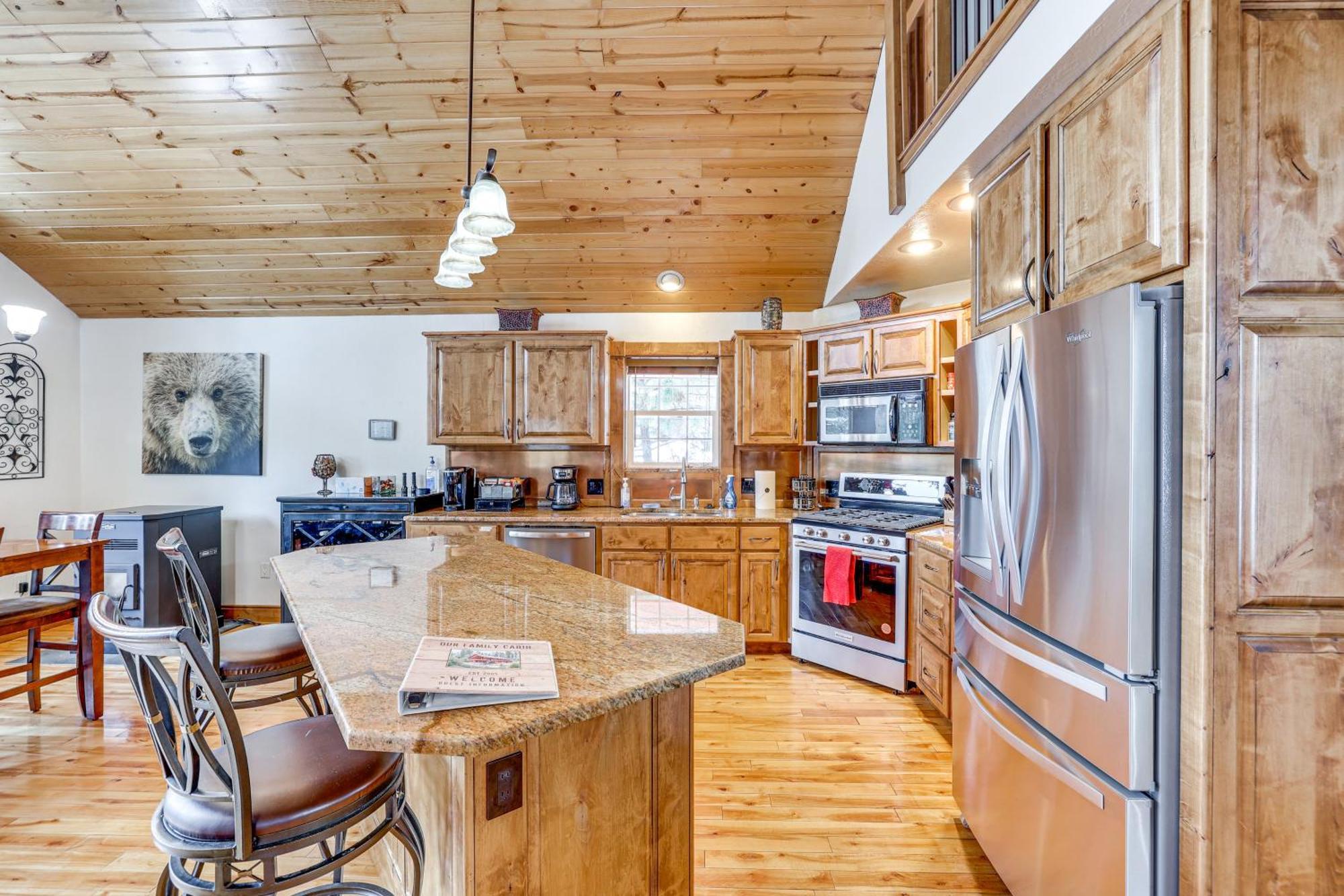 Updated Garden Valley Home With Fire Pit And Game Room Crouch Экстерьер фото